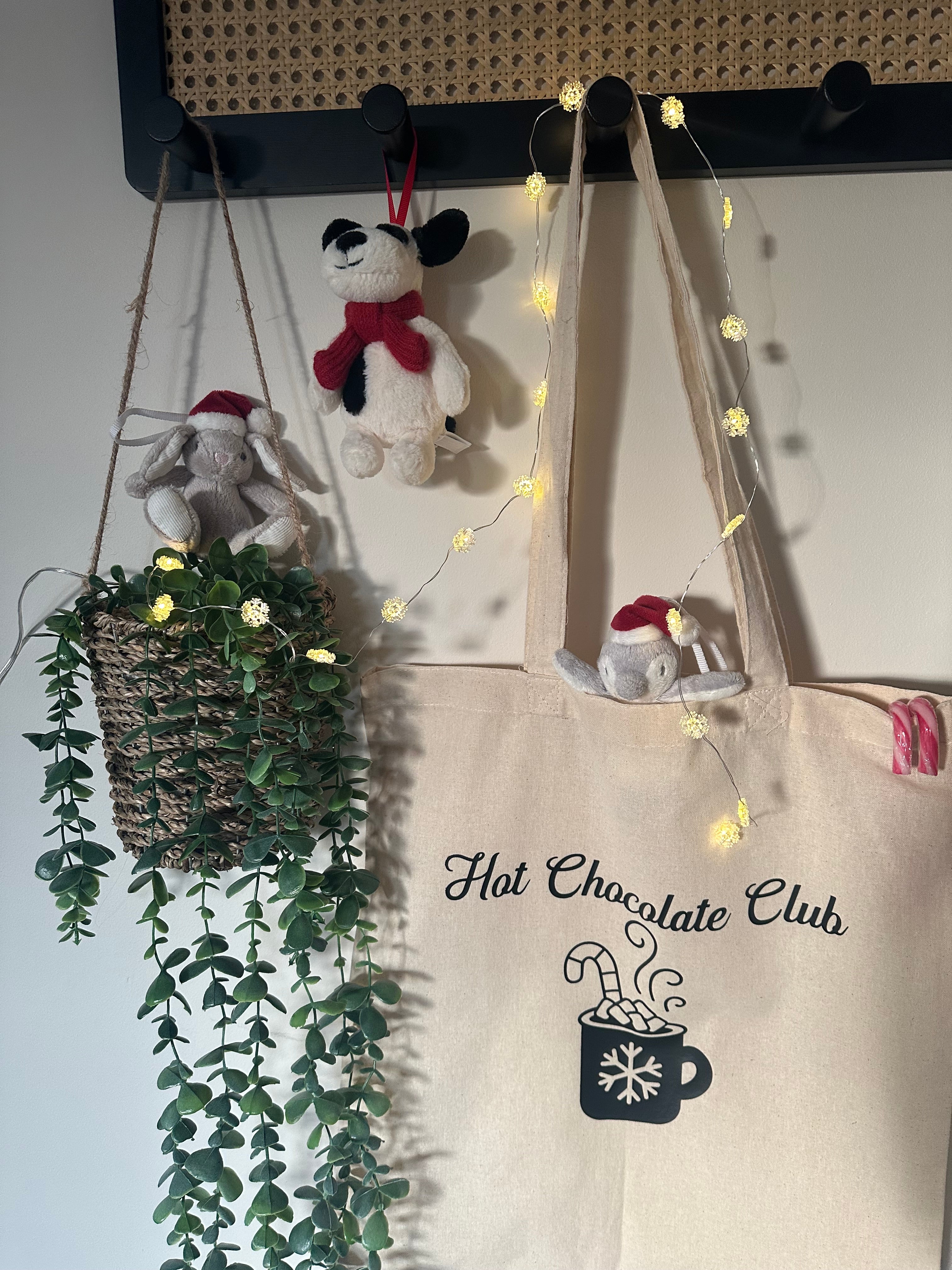 "Hot Chocolate Club"